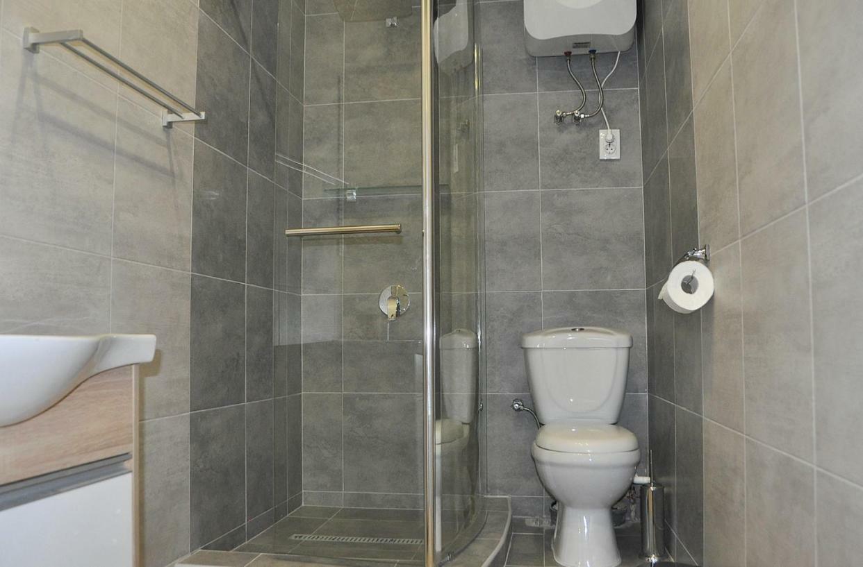 Medelean Hotel Comrat Luaran gambar